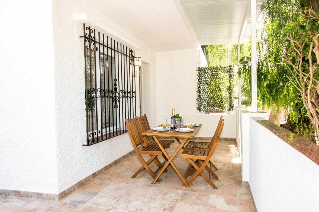 Perfectly Located Beachside Apartment In Elviria Marbella Esterno foto