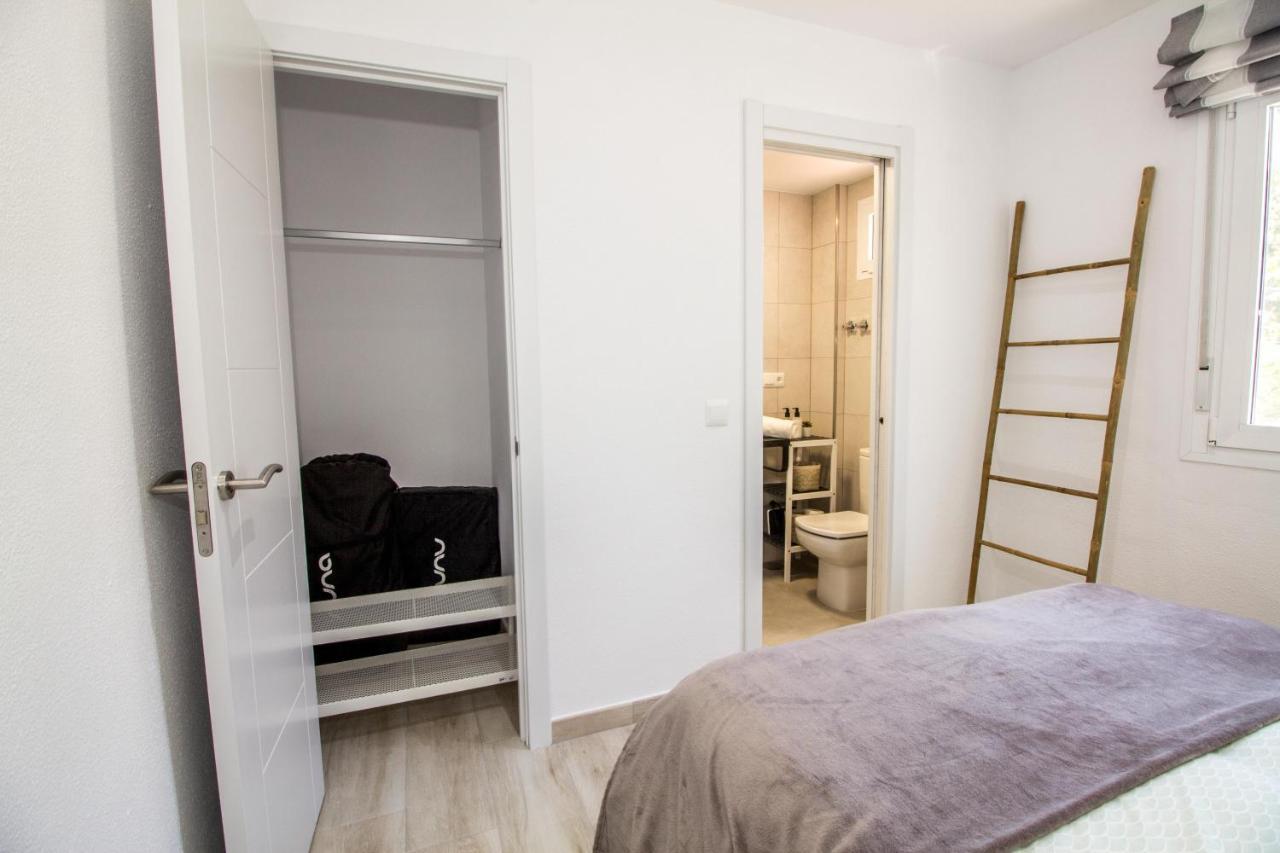 Perfectly Located Beachside Apartment In Elviria Marbella Esterno foto
